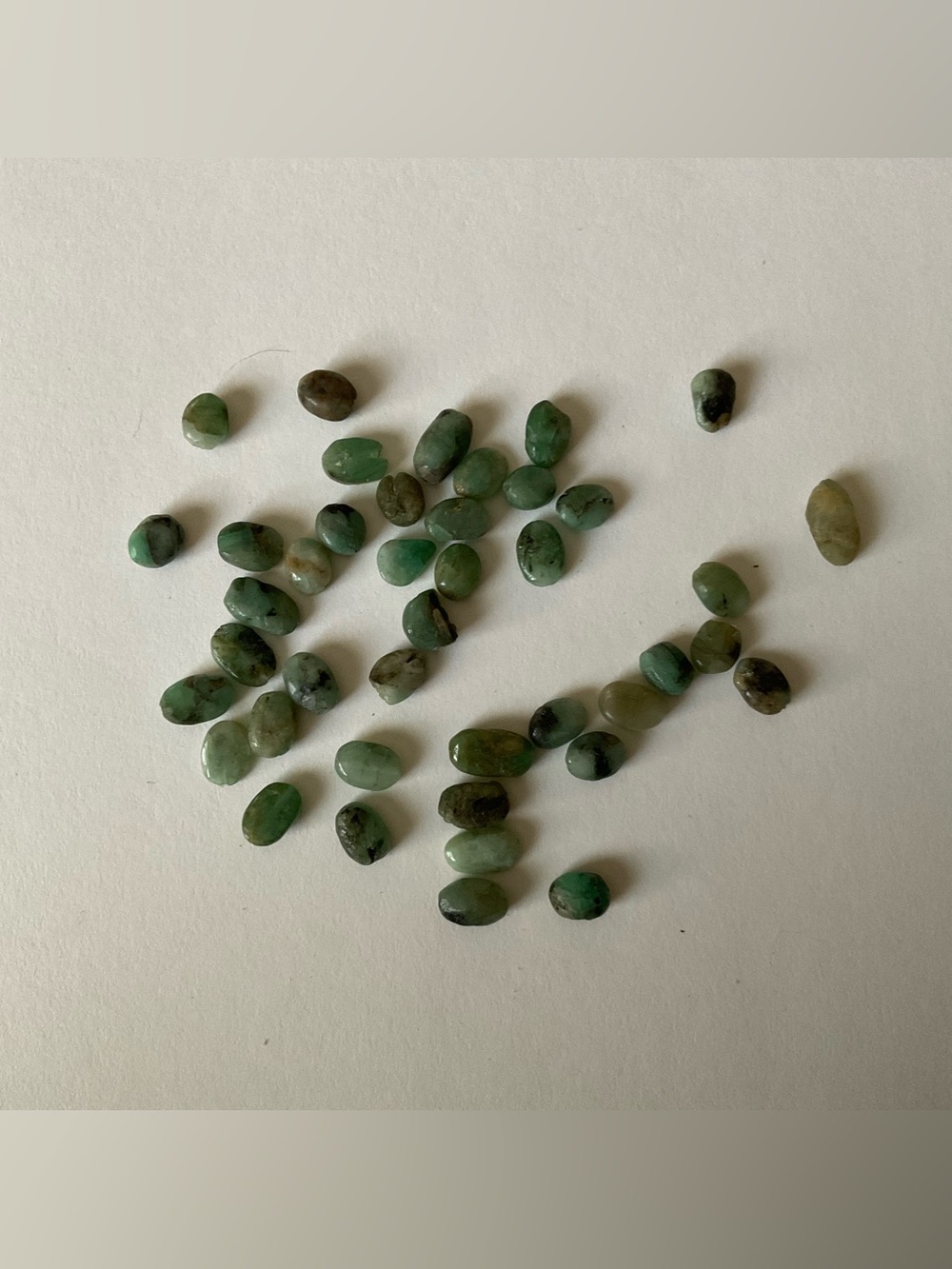 Natural Emerald Tumbled Stone Lot – Smooth Loose Cabochons for Jewelry Making